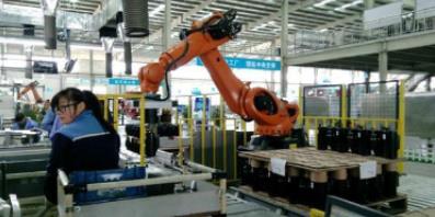 揭秘美的空調全智能工廠,與傳統工廠有何區別